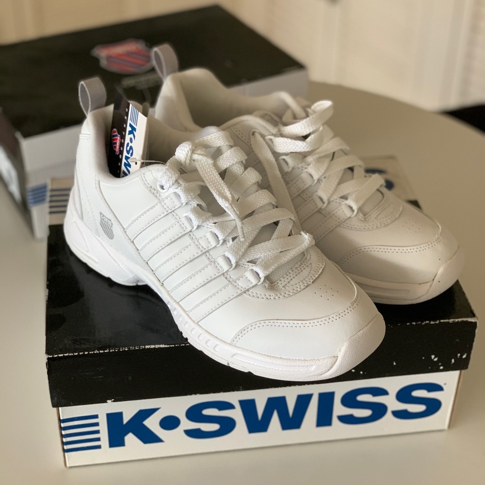 K-Swiss Women’s Tennis Shoes, White, Size 8.5